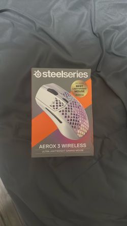 Aerox 3 wireless gaming mouse in white
