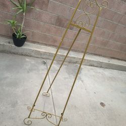 Country Style Easel 