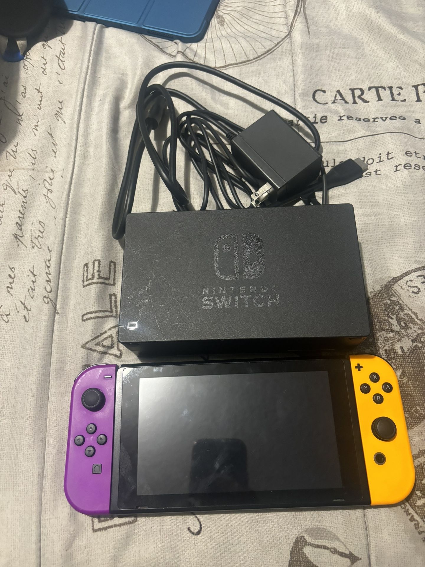 Nintendo Switch 