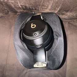 Beats Studio Pros 