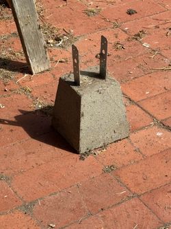 Free concrete pier
