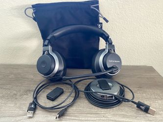 Gaming headphones (Turtle Beach Stealth pros)