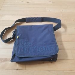 Dr Martens Messenger Bag