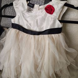 Girls Dress Made By Holiday Traditions Size: 12 M