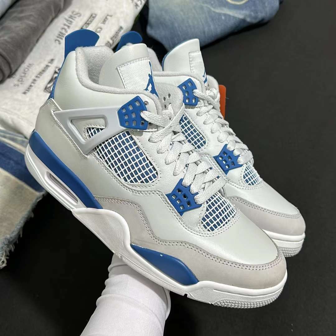 Jordan Retro 'Military Blue' 2024