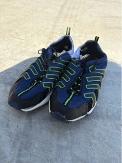 Blue and green sneakers - US 8