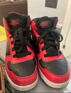 Boys shoes