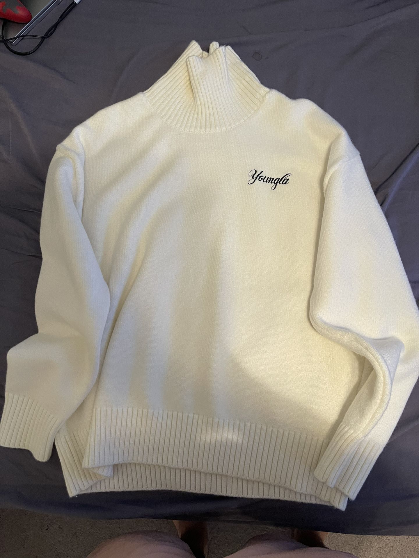 Young LA Sweater 