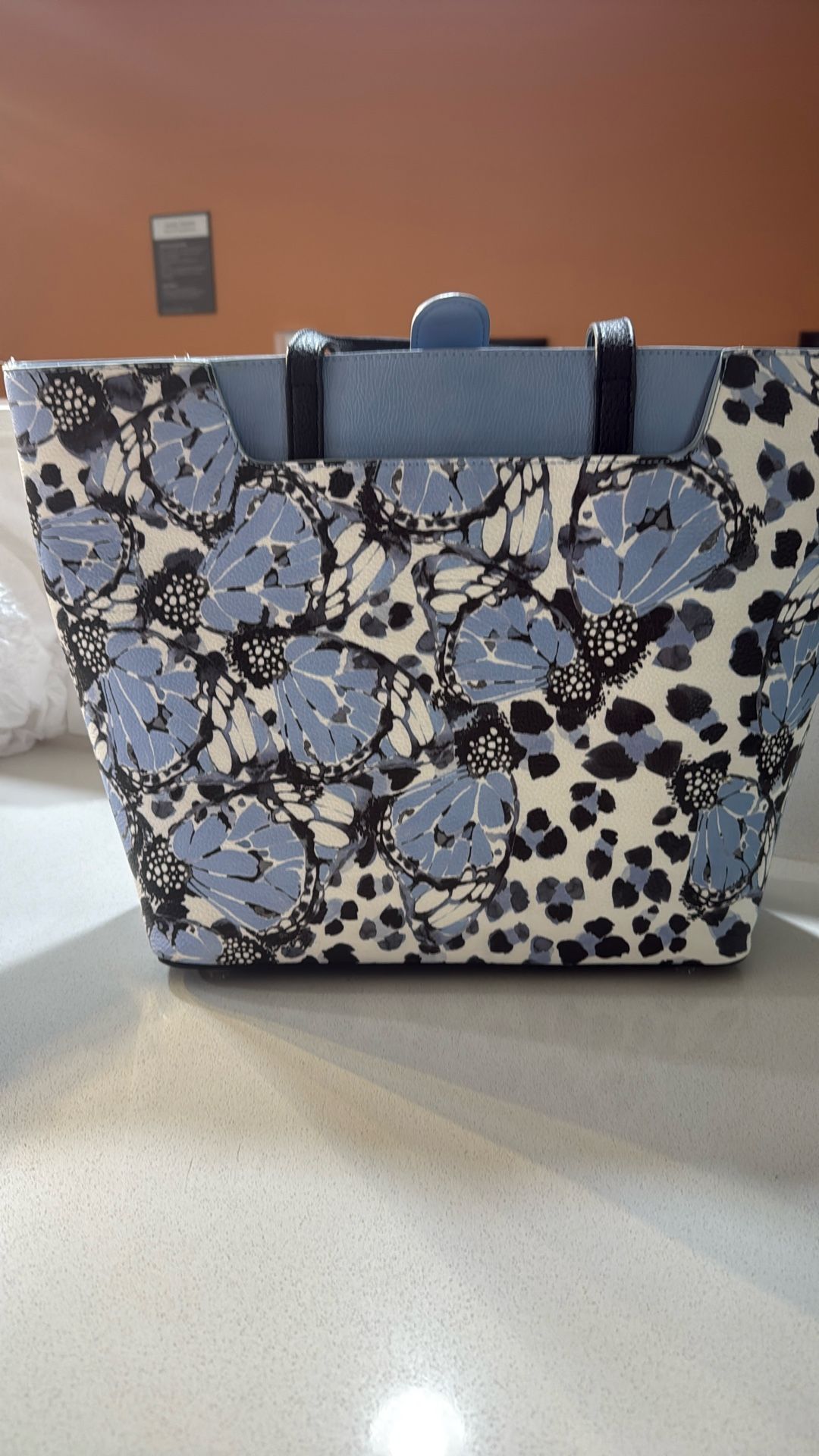 Brand new purse