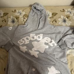 Spider hoodie grey