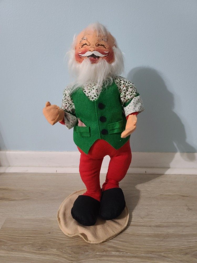Vintage Annalee Christmas Santa Claus 1990 18" Posable Plush Doll for the Holidays Toy Decor