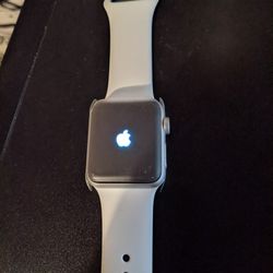 Apple Watch - Series 3