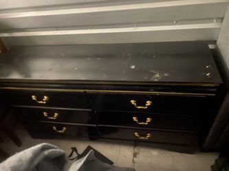 Dresser And Nightstand 