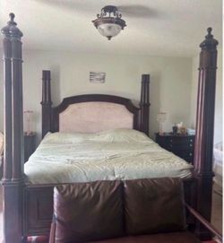 *Not Free* King Bedroom