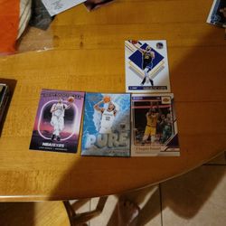 Sel.
Ling good condition basketball cards