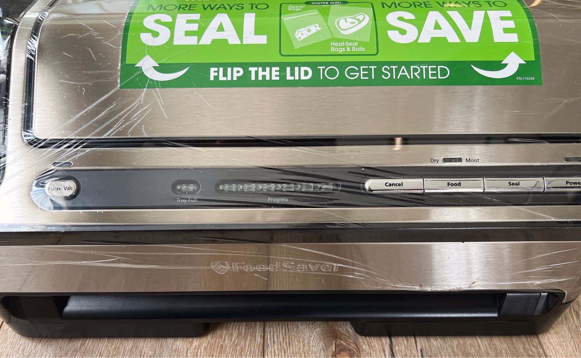 FoodSaver 2 in 1 Vacuum Sealer V4890