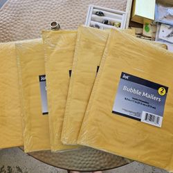 Bubble Mailers X5. There Are Two In Each. New