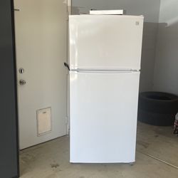 Fridge Raider