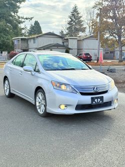 Lexus HS 250h Silver Sedan