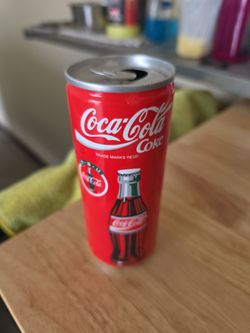 Collector Coca-Cola can