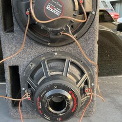 2 12” Subwoofers 