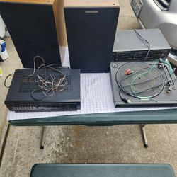 Marantz Turntable, AM/FM Receiver, Cassette Deck, & 2 Speakers