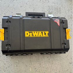 DeWalt Tool Case Flat Top Box Storage
