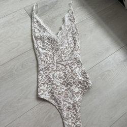 lace bodysuit
