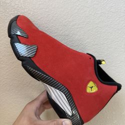 Air Jordan 14 Retro”Ferrari”