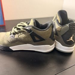 Jordan 4 Retro 3Y