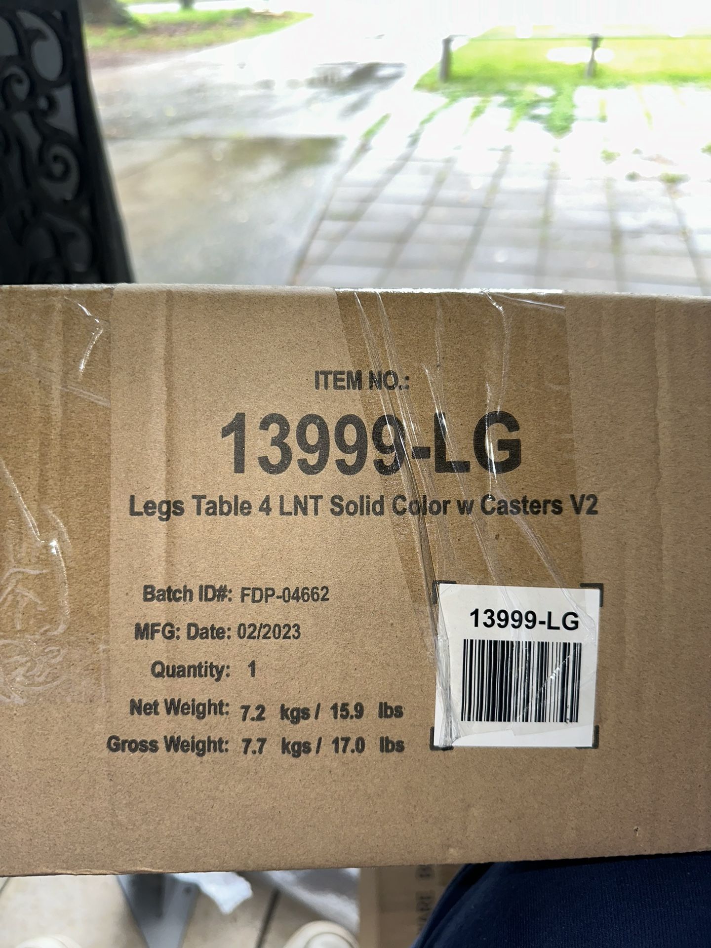 Legs Table 4 LNT Solid Color w Casters V2