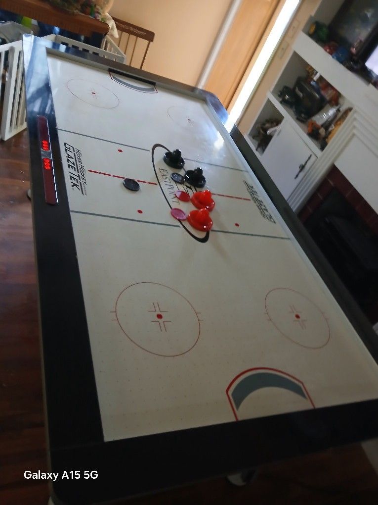 Hockey FOR Sale $250. It's New Need IT OUT Of MY Living room Too Space