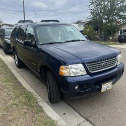 2005 Ford Explorer XLT