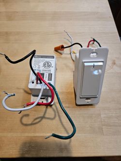 2 smart light switches
