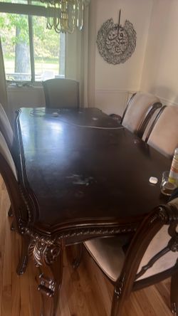 Table and 6 chairs