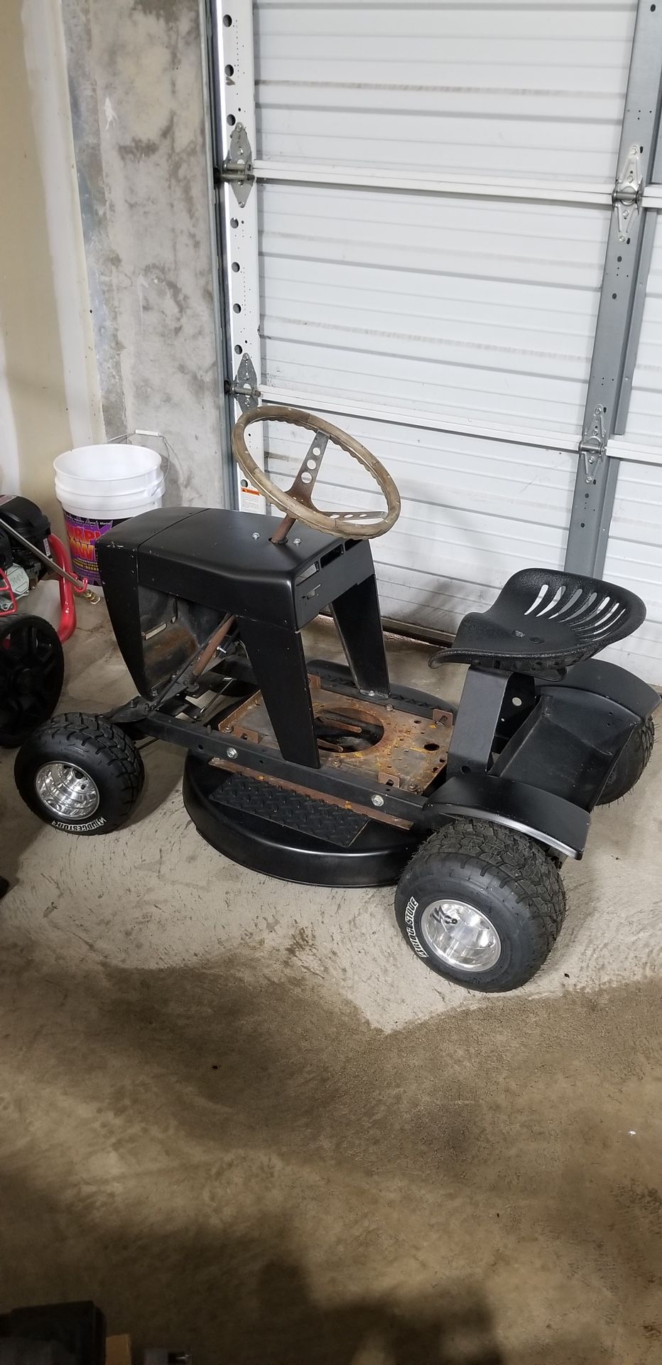 Lawnmower/Go kart......