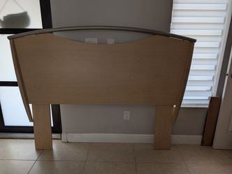 Queen size head board