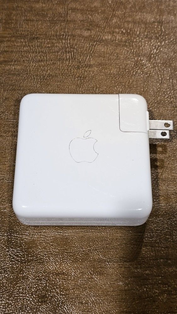 Apple A2166 USB Type C Charger 96W for MacBook Pro for Sale in