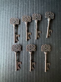 7 Decorative Metal Key Charms for Jewelry Making, Llaves Decorativas Metal joyeria Bisutería bottle opener