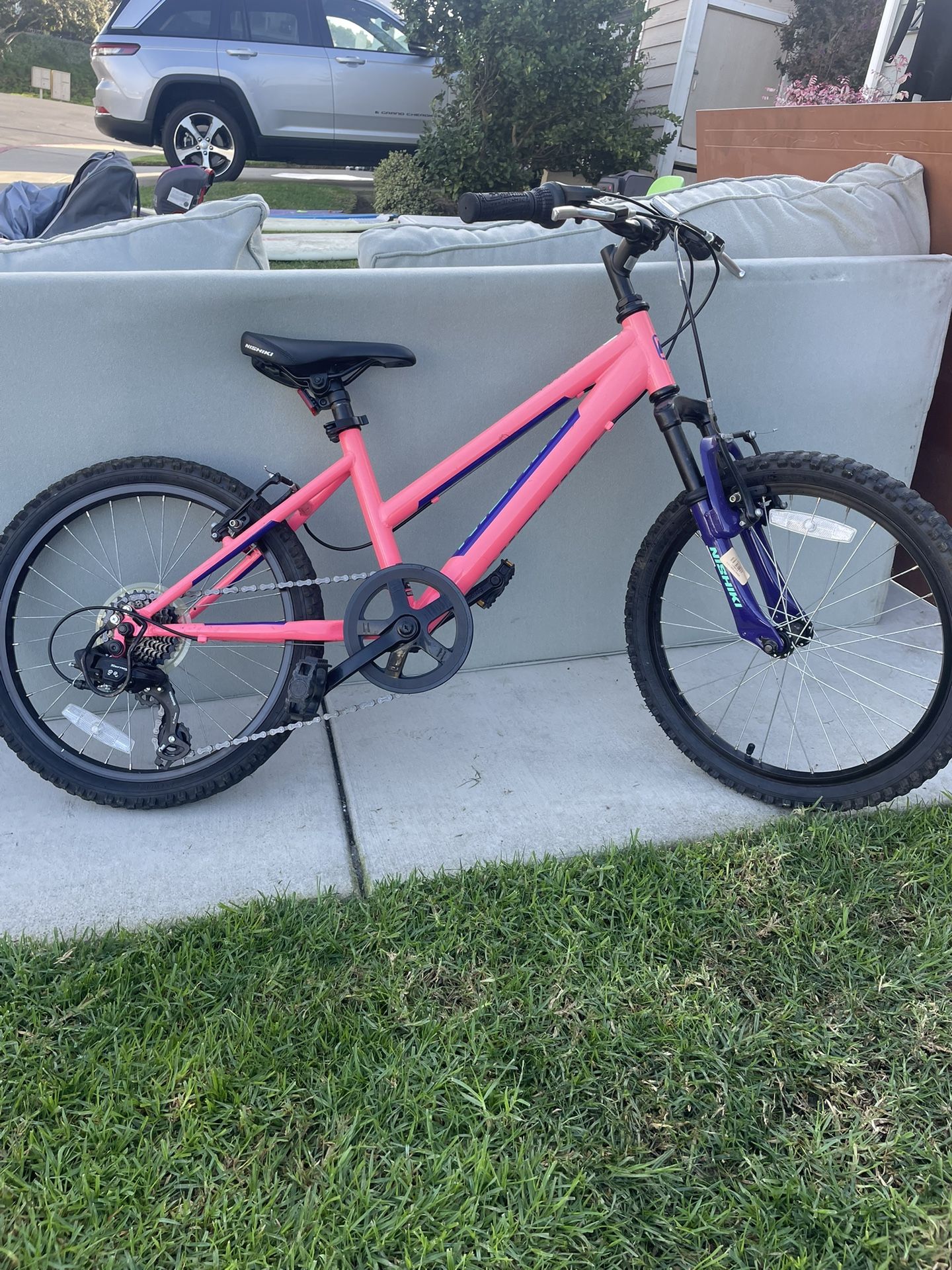 20 Inch Girls Bike - Nishiki Pueblo