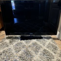 Samsung TV & Sony Soundbar
