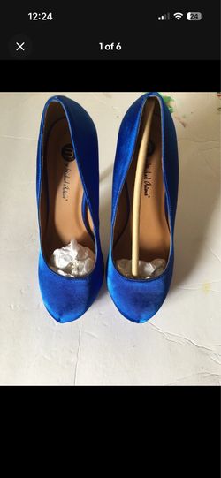 Heels size 6.5 blue Michael Antonio shoes