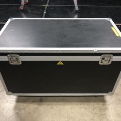 Fly Case With Wheels