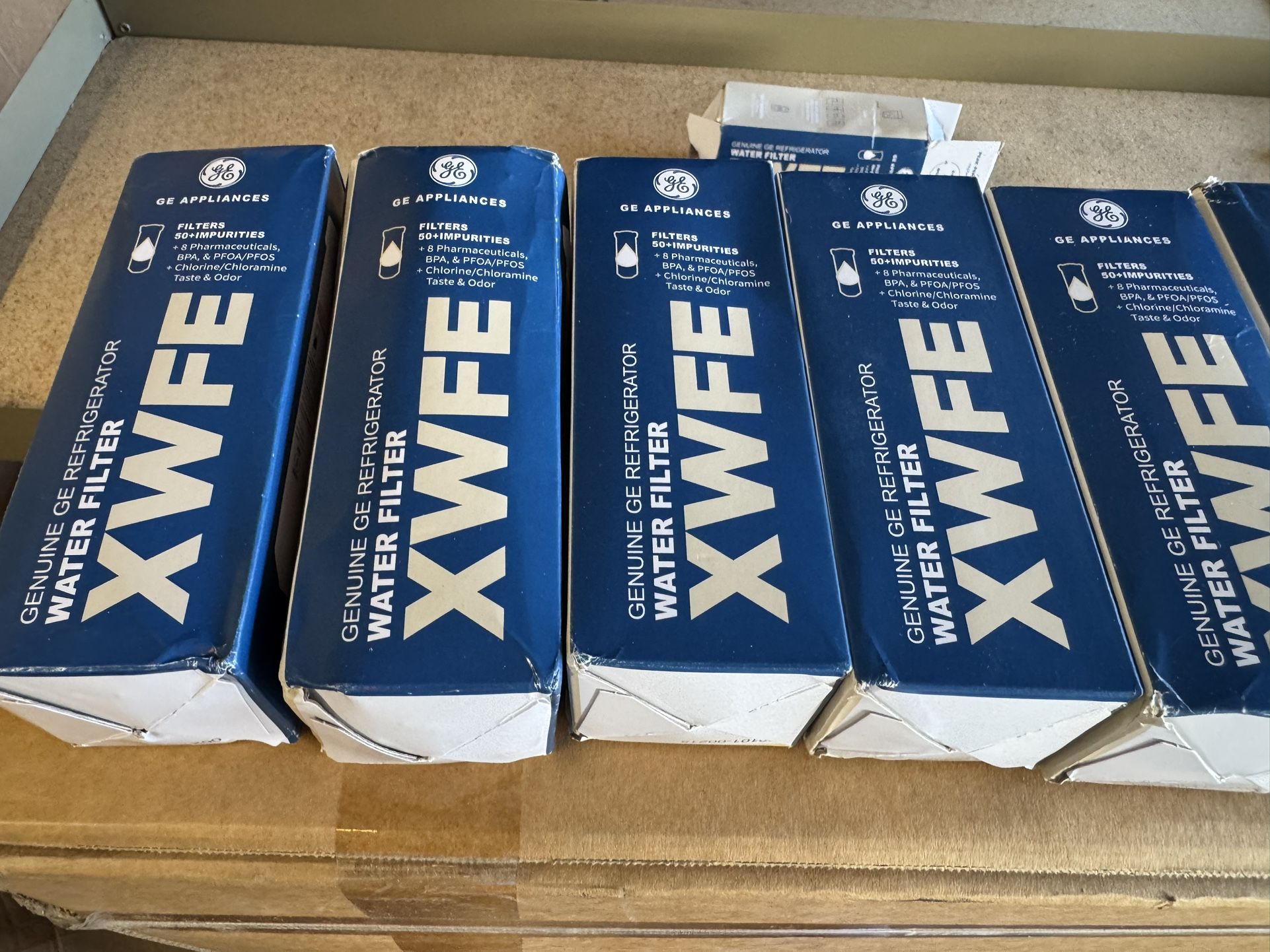 XWFE Refrigerator Water Filter, Genuine Replacement Filter, Certified to Reduce Lead, Sulfur, and 50+ Other Impurities, Replace Every 6 Months for Bes