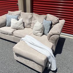 Beige Ashley Sectional Delivery Available🚚‼️🚚‼️