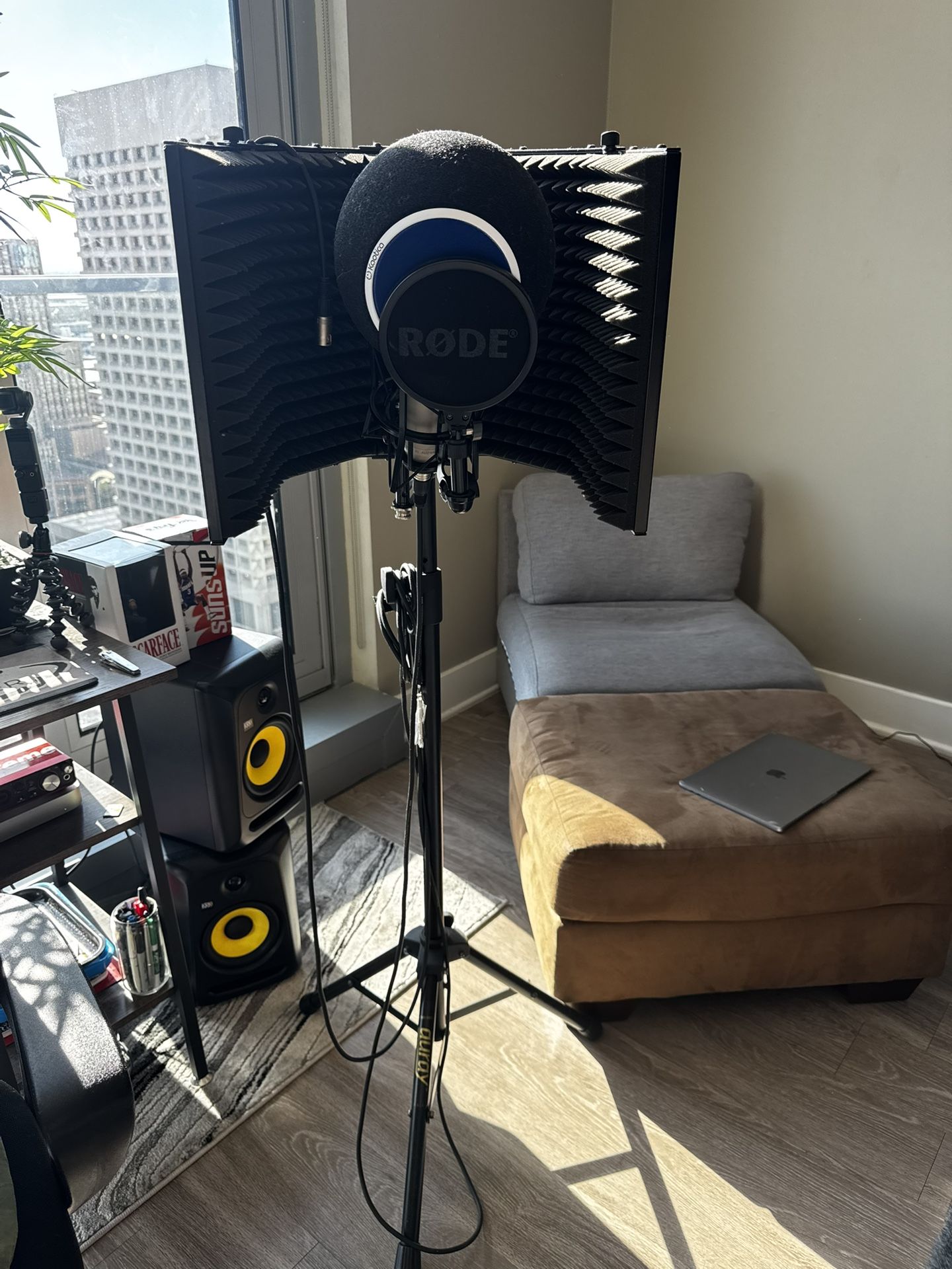 All in One Home Recording Studio Setup (Mic + Accessories)