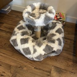 Luckitty -2 Things In One-donut-tunnel-scratchingpost