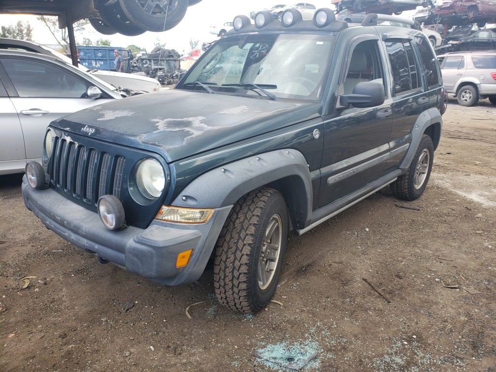 Jeep liberty for part only 2005