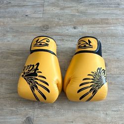 Yakkao Gloves