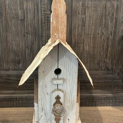 Old Barnwood birdhouse